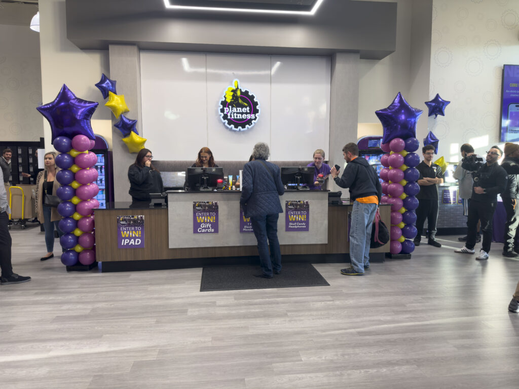 Planet Fitness Grand Opening at Randhurst Village in Mount Prospect, IL